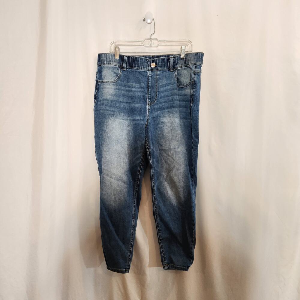 MAURICES Super High Rise Blue Medium Wash Stretch Pull On Jeans Womens XL SHORT